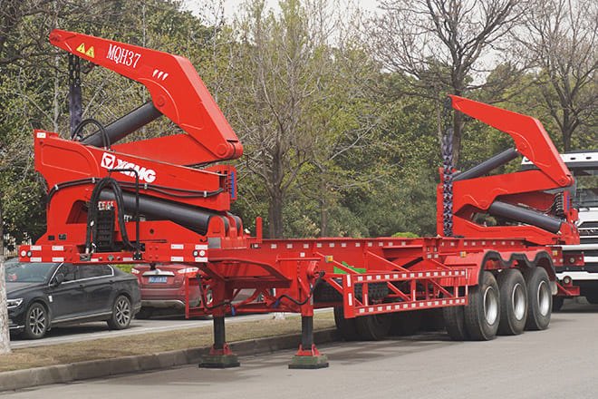 XCMG XCMG 40Ft Container Side Loader for Sale in Costa Rica - Container transporter/ Swap body semi-trailer: picture 1 XCMG XCMG 40Ft Container Side Loader for Sale in Costa Rica - Container transporter/ Swap body semi-trailer: picture 1