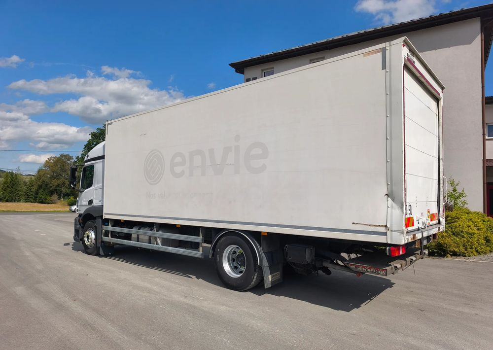 Mercedes-Benz ACTROS 18.360 kontener 18 p , winda - Box truck: picture 4 Mercedes-Benz ACTROS 18.360 kontener 18 p , winda - Box truck: picture 4