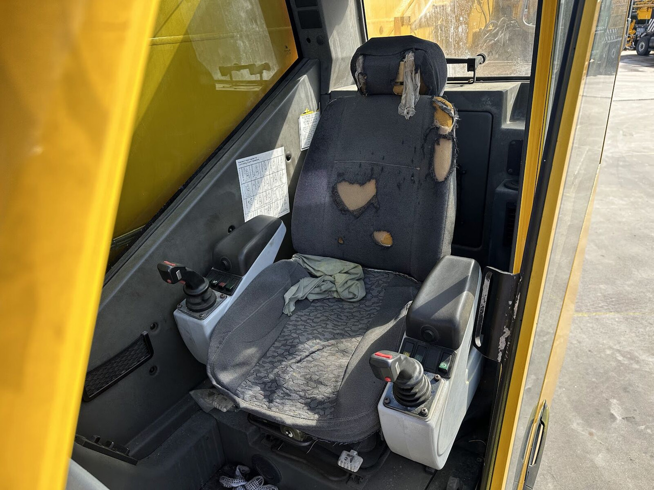 Grove Grove GMK 4100 L - All terrain crane: picture 5 Grove Grove GMK 4100 L - All terrain crane: picture 5