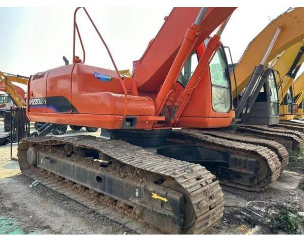 Crawler excavator 2019 Doosan DH220-7: picture 19