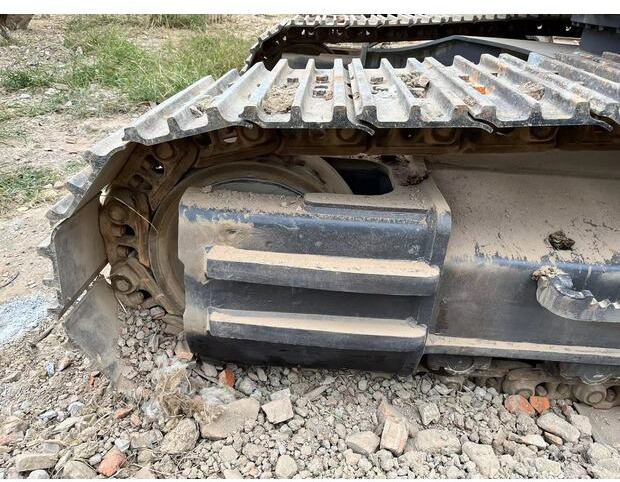 Crawler excavator 2022 Volvo EC300: picture 11