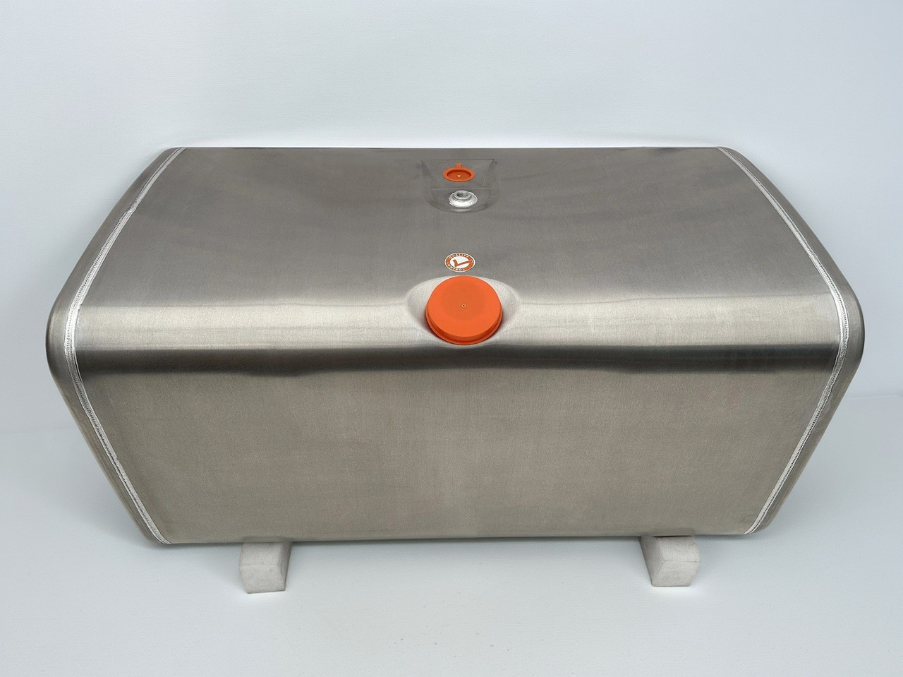 SCANIA - Fuel tank: picture 1 SCANIA - Fuel tank: picture 1