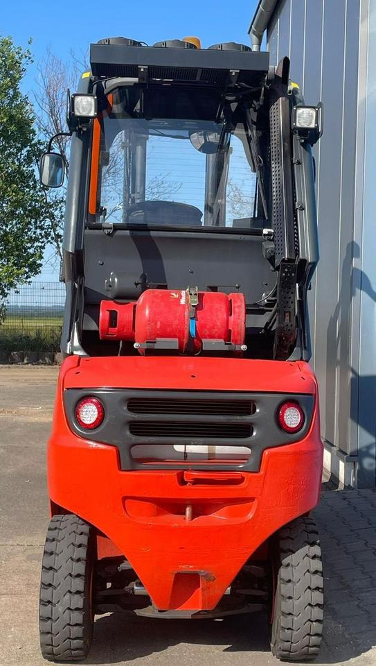 Linde H 35 T - 4745 h - Seitenschieber neu - - LPG forklift: picture 5 Linde H 35 T - 4745 h - Seitenschieber neu - - LPG forklift: picture 5