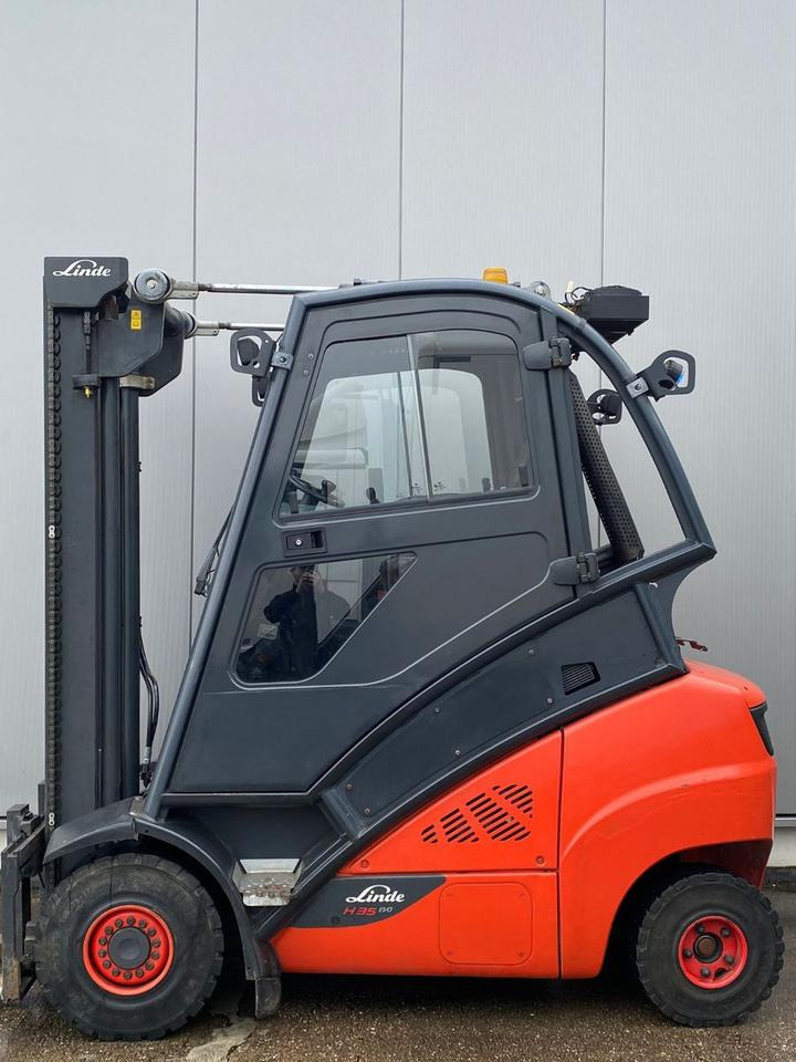 Linde Linde H 35 T - 6.012 h - Seitenschieber - - LPG forklift: picture 1 Linde Linde H 35 T - 6.012 h - Seitenschieber - - LPG forklift: picture 1