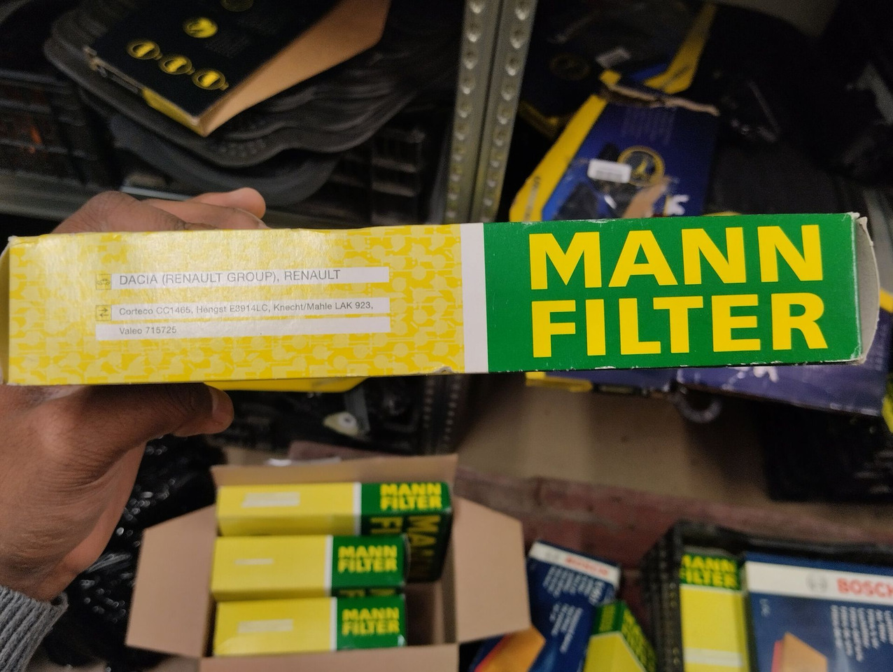 Vente de pièces détachées: FILTRES A AIR - Air filter for Car: picture 5 Vente de pièces détachées: FILTRES A AIR - Air filter for Car: picture 5