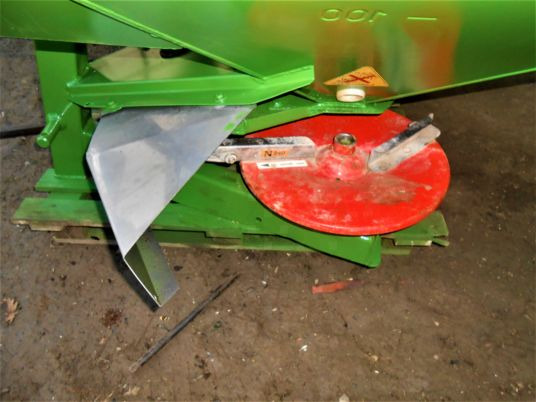 Amazone ZAM COMPACT - Fertilizer spreader: picture 3 Amazone ZAM COMPACT - Fertilizer spreader: picture 3