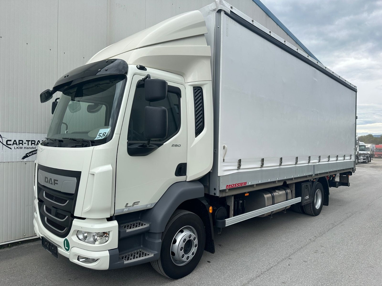 DAF LF 260 8Gang Bär-LBW - Curtainsider truck: picture 1 DAF LF 260 8Gang Bär-LBW - Curtainsider truck: picture 1