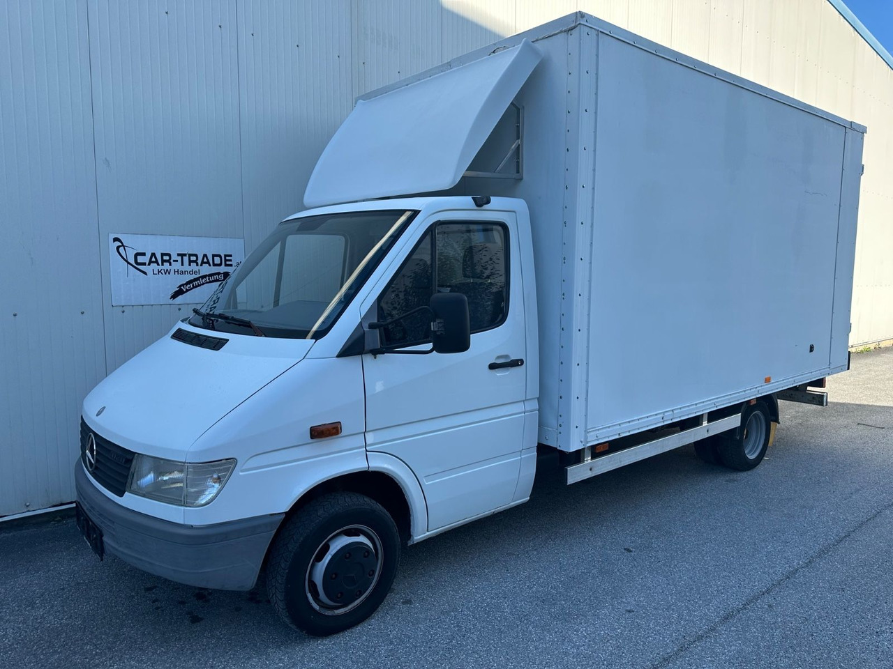 Mercedes-Benz 412 D Koffer Klima - Box van: picture 1 Mercedes-Benz 412 D Koffer Klima - Box van: picture 1