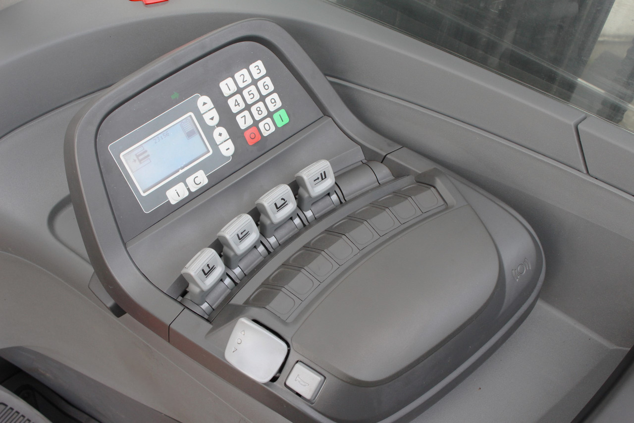 Reach truck BT RRE160R Outdoor Kabine: picture 25