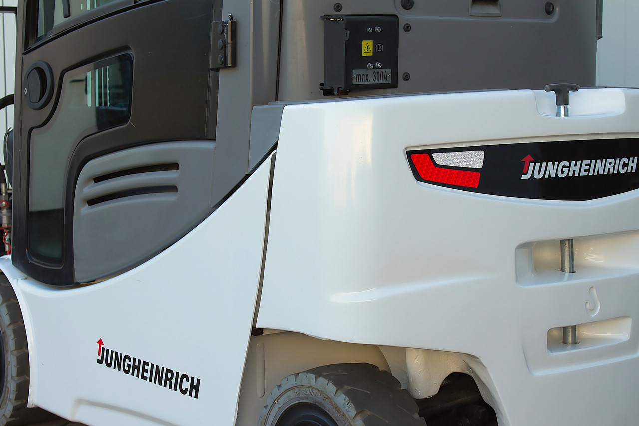 Electric forklift Jungheinrich EFG320 - Triplex - Drehgerät - Li-Ion: picture 8