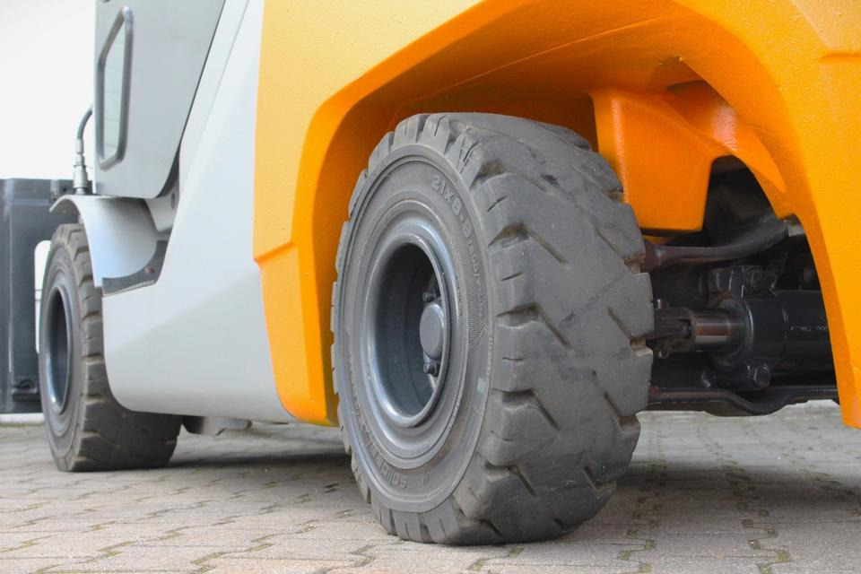 STILL RX70-35 Diesel Zinkenversteller 3500kg - Diesel forklift: picture 1 STILL RX70-35 Diesel Zinkenversteller 3500kg - Diesel forklift: picture 1