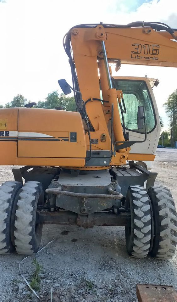 Liebherr A316 - Wheel excavator: picture 3 Liebherr A316 - Wheel excavator: picture 3