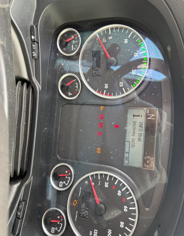 Curtainsider truck MAN: picture 10 Curtainsider truck MAN: picture 10