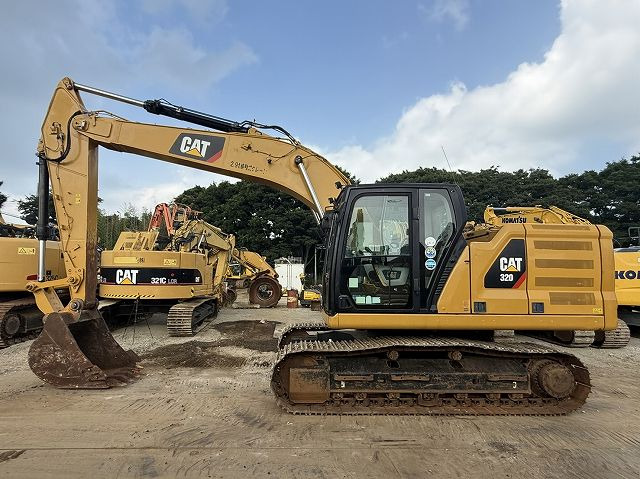 CAT 320-07B - Crawler excavator: picture 2 CAT 320-07B - Crawler excavator: picture 2