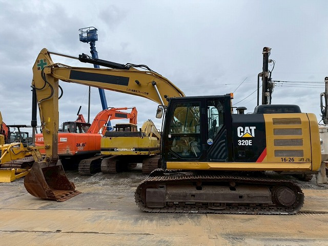 CAT 320E-2 - Crawler excavator: picture 2 CAT 320E-2 - Crawler excavator: picture 2