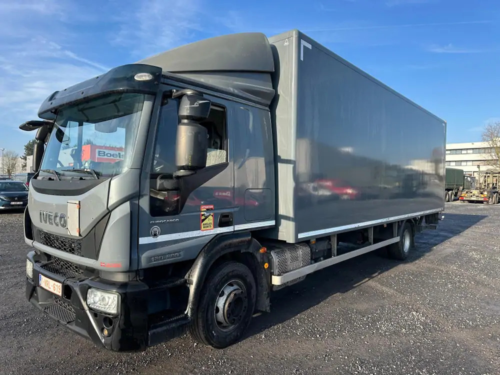 Iveco ML120E280 *Hayon 2000 kg*280 CV*caisse 7m8 - Box truck: picture 1 Iveco ML120E280 *Hayon 2000 kg*280 CV*caisse 7m8 - Box truck: picture 1