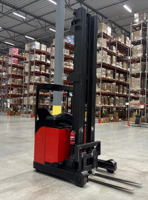 LINDE - Reach truck: picture 4 LINDE - Reach truck: picture 4