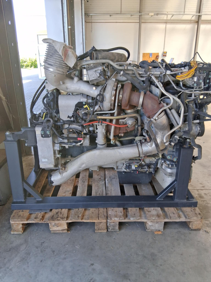 MAN TGS - Engine: picture 2 MAN TGS - Engine: picture 2