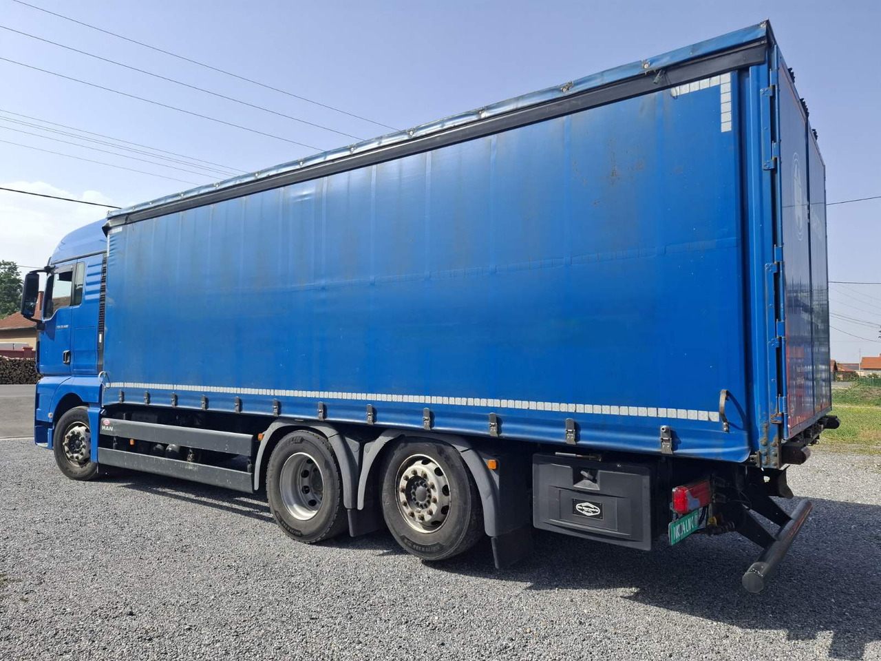 MAN TGX 26.440 E6 - Curtainsider truck: picture 5 MAN TGX 26.440 E6 - Curtainsider truck: picture 5