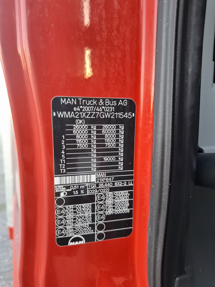 Curtainsider truck MAN TGX 26.440 E6: picture 19