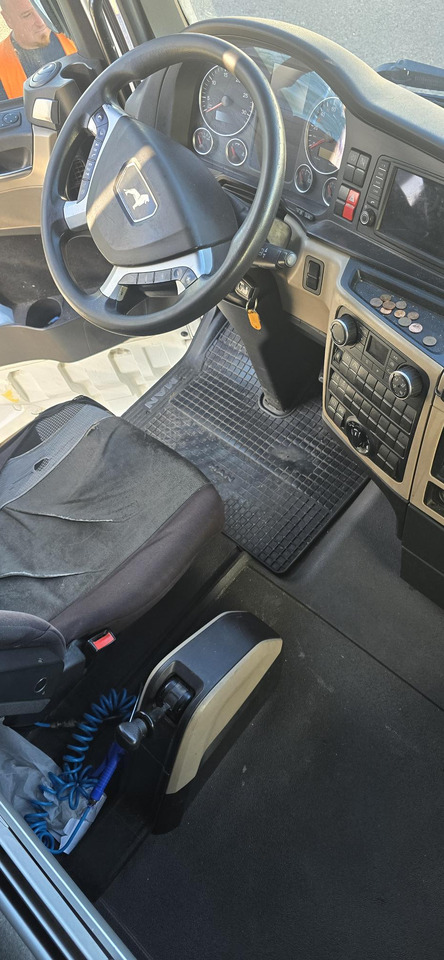 MAN TGX 18 500 - Tractor unit: picture 4 MAN TGX 18 500 - Tractor unit: picture 4