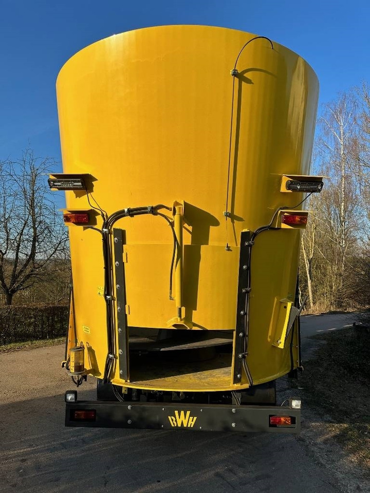 BvL Futtermischwagen on lease BvL Futtermischwagen: picture 13 BvL Futtermischwagen on lease BvL Futtermischwagen: picture 13