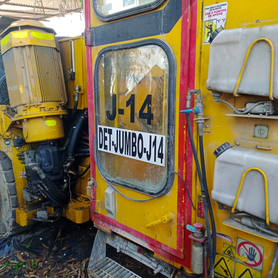 EPIROC BOOMER 282S - Mining machinery: picture 1 EPIROC BOOMER 282S - Mining machinery: picture 1