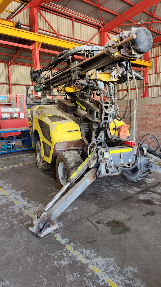 EPIROC T20R - Mining machinery: picture 3 EPIROC T20R - Mining machinery: picture 3