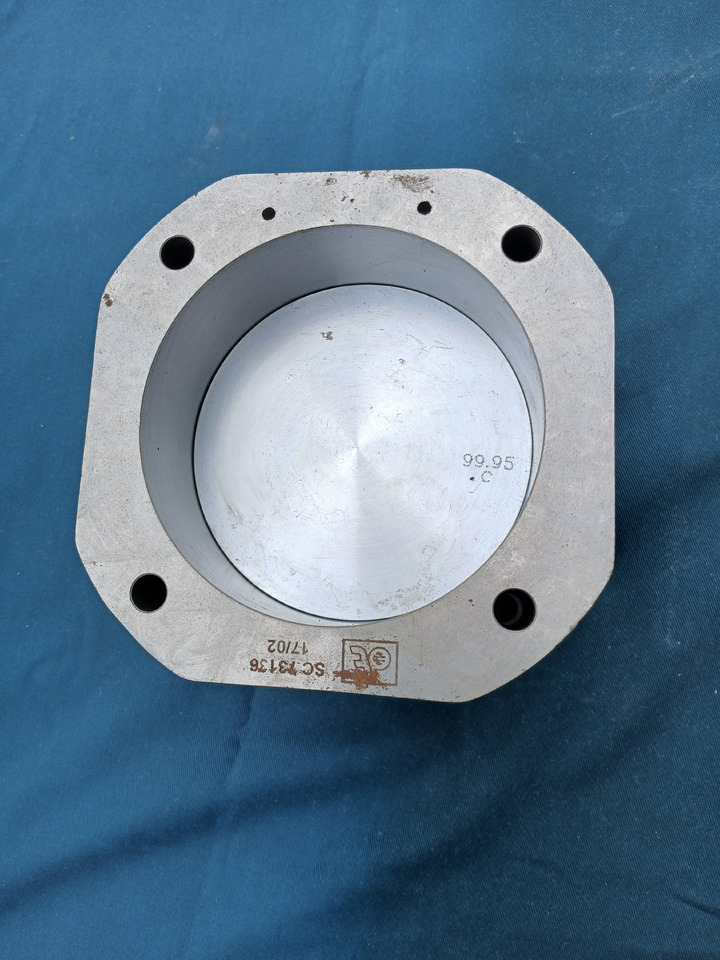 DT Cylinder/ Piston aircompressor for Mercedes  - Air brake compressor: picture 1 DT Cylinder/ Piston aircompressor for Mercedes  - Air brake compressor: picture 1