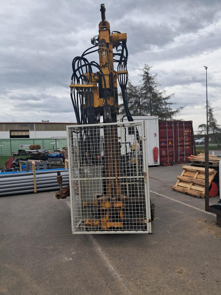 Somac/Sedidrill S200 - Drilling rig: picture 3 Somac/Sedidrill S200 - Drilling rig: picture 3