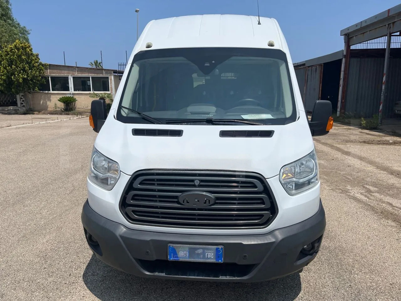 Ford Transit - Minibus, Passenger van: picture 2 Ford Transit - Minibus, Passenger van: picture 2