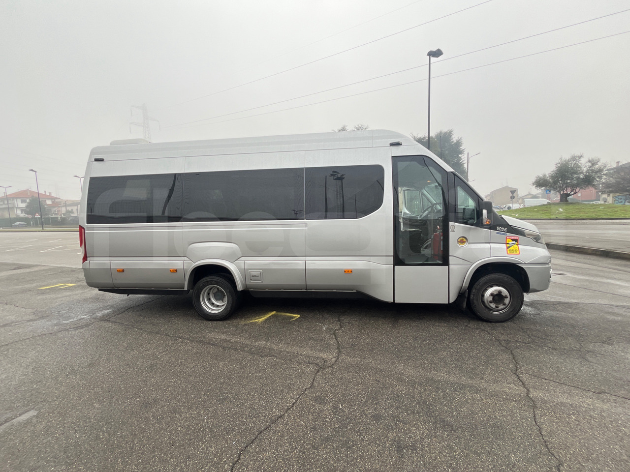 Minibus, Passenger van Iveco Daily: picture 10