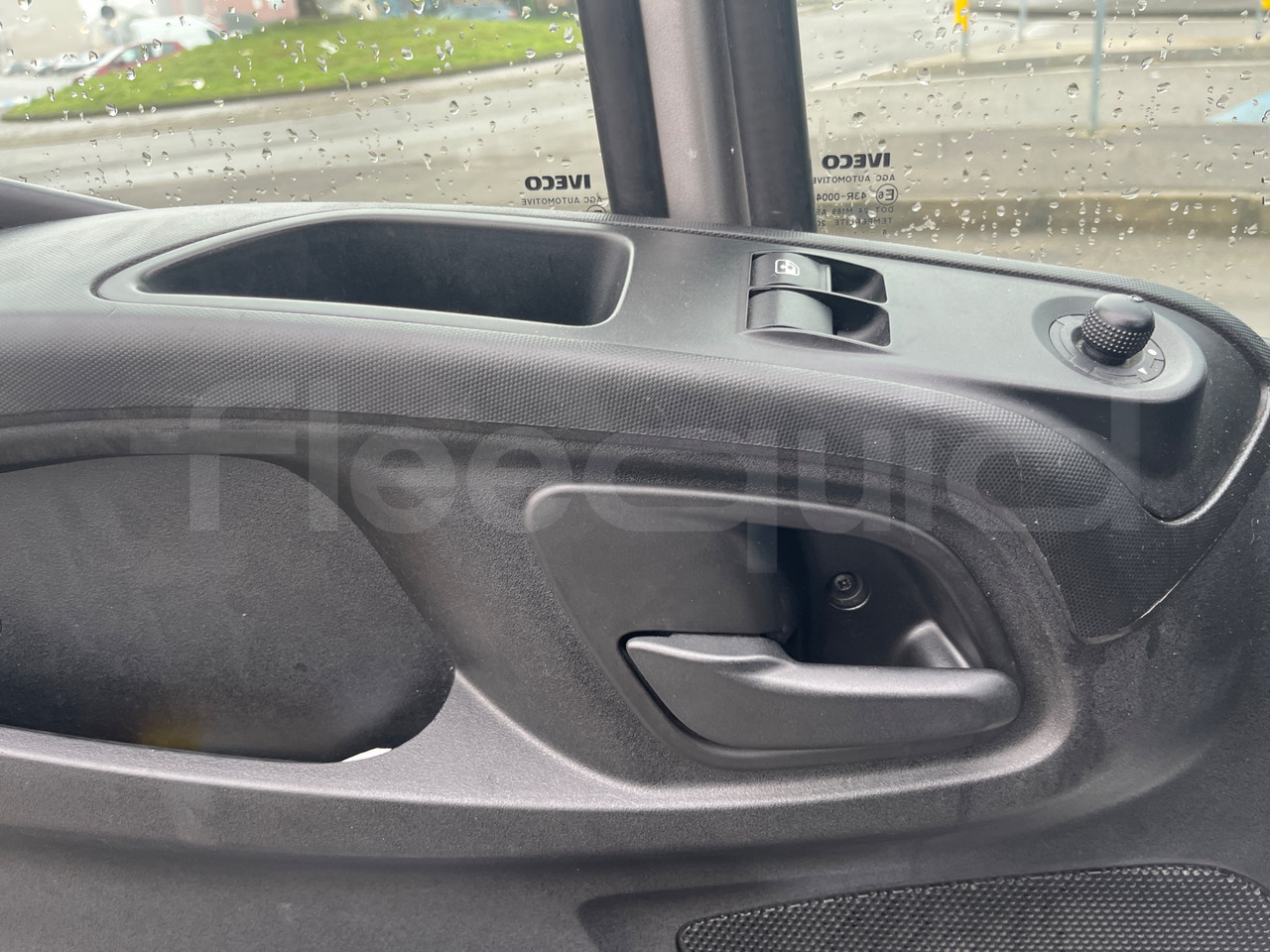 Minibus, Passenger van Iveco Daily: picture 20
