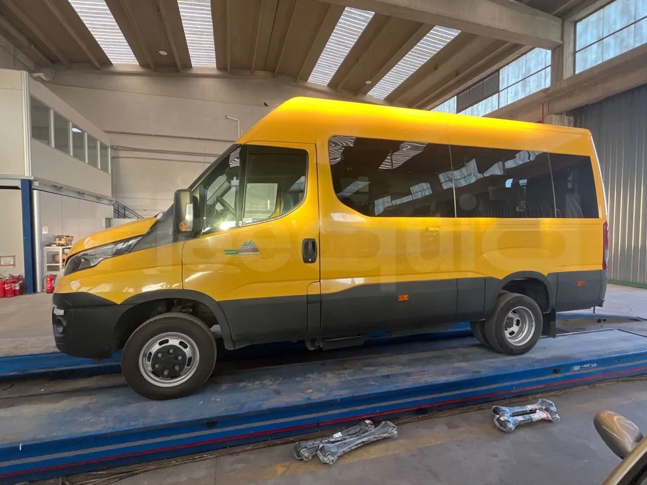 School bus Iveco Daily: picture 6 School bus Iveco Daily: picture 6