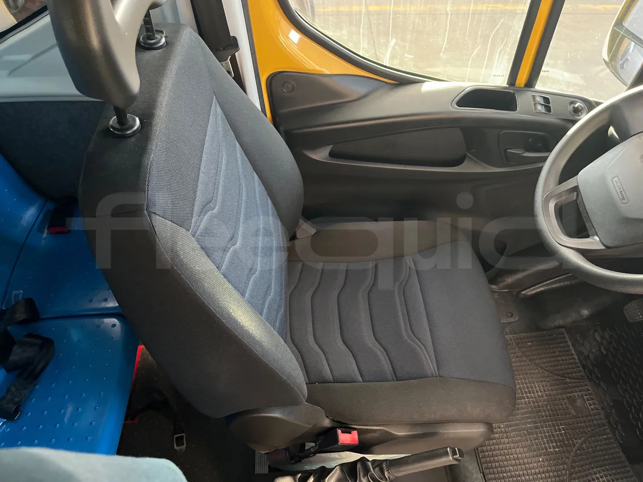 School bus Iveco Daily: picture 16 School bus Iveco Daily: picture 16