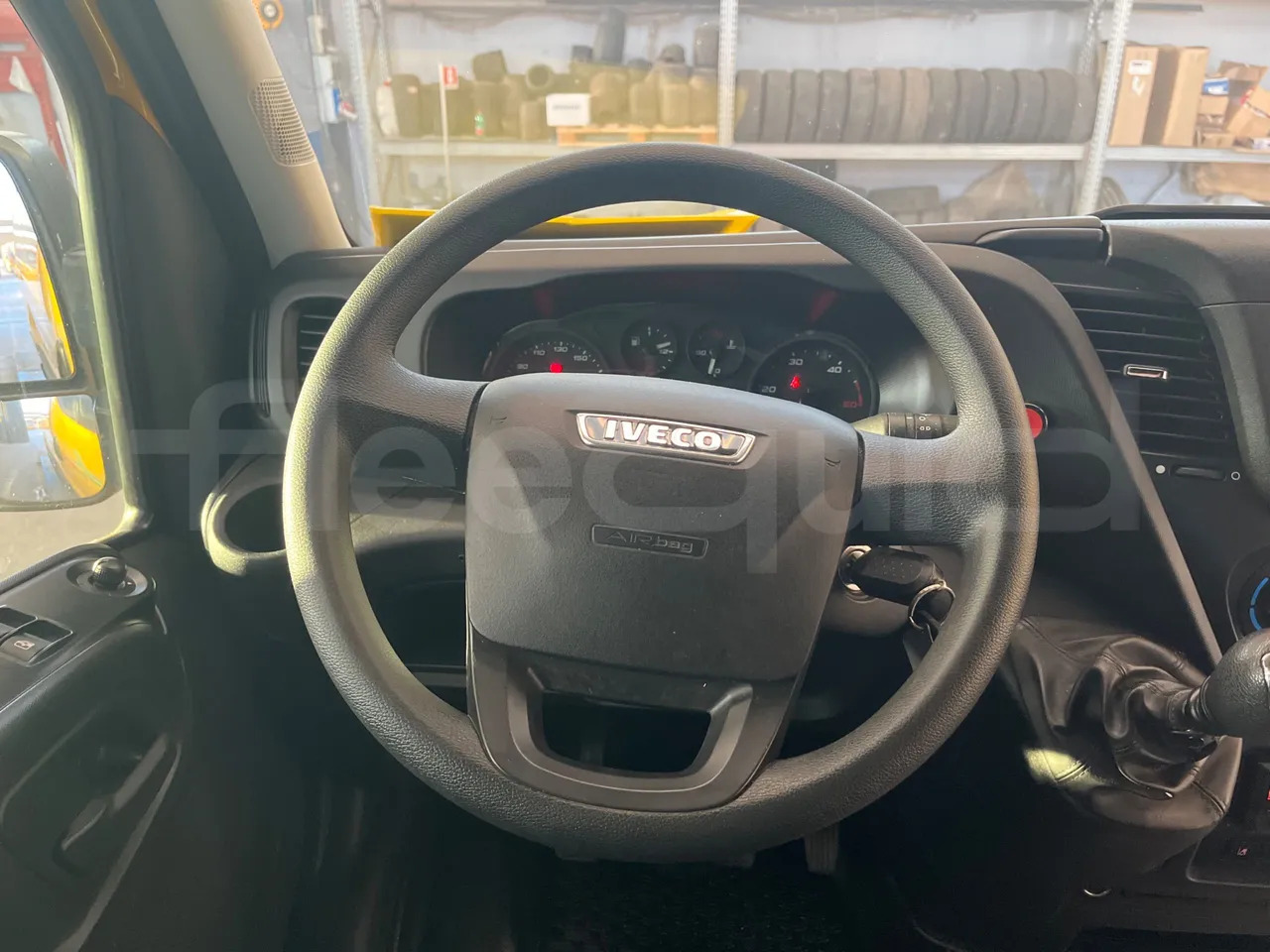 School bus Iveco Daily: picture 19 School bus Iveco Daily: picture 19