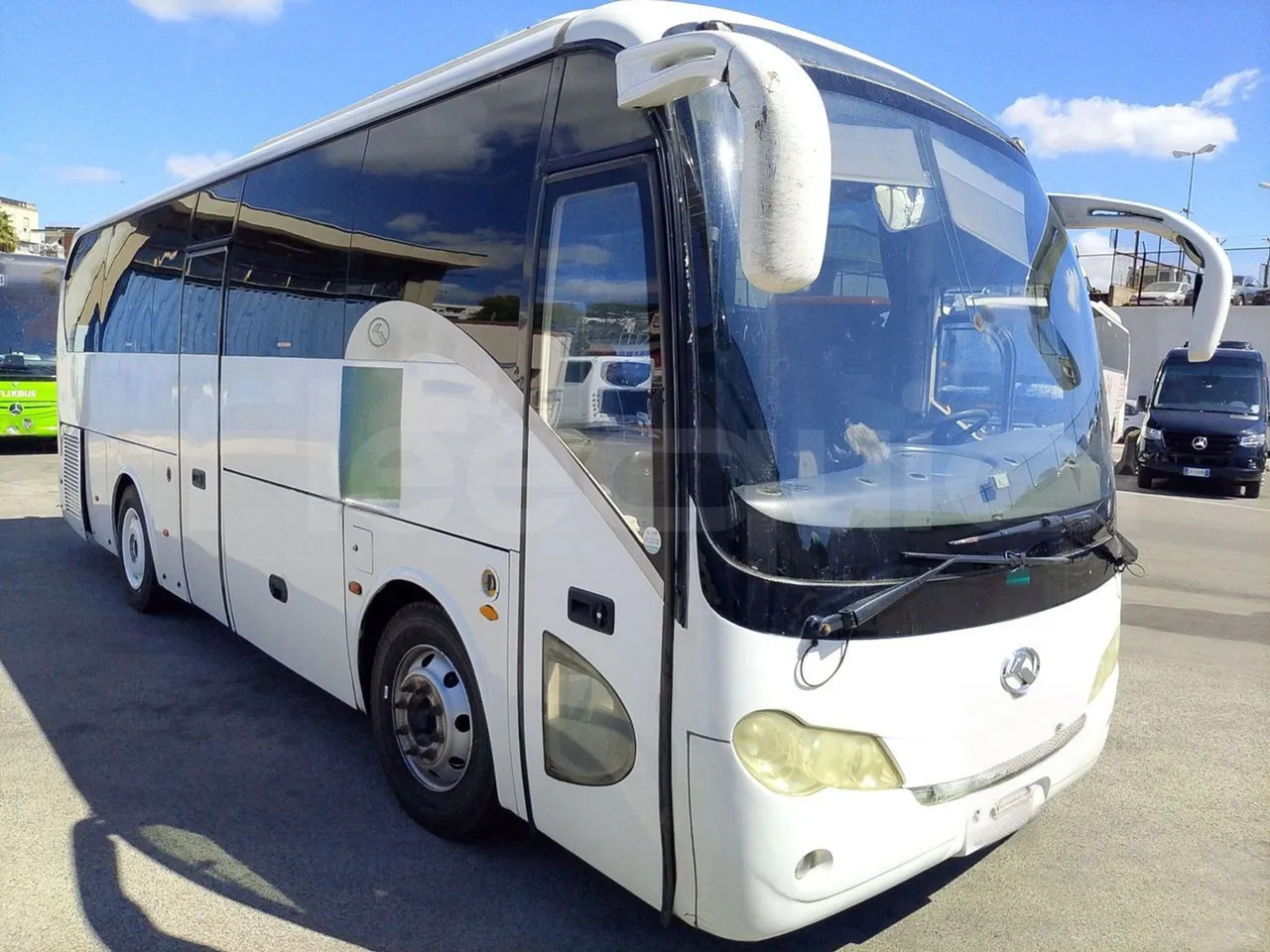 King Long XMQ6900 - Coach: picture 1 King Long XMQ6900 - Coach: picture 1