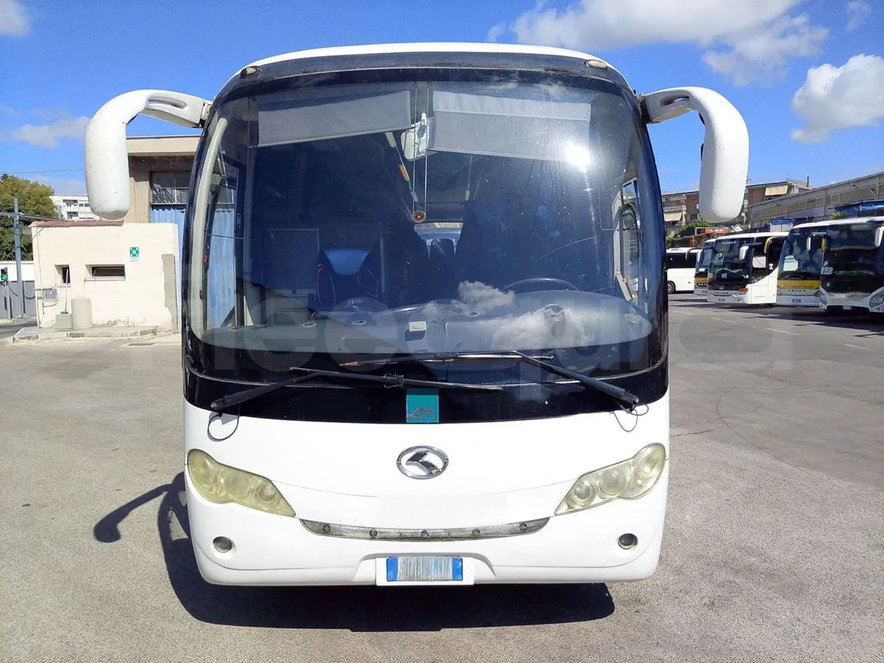 King Long XMQ6900 - Coach: picture 2 King Long XMQ6900 - Coach: picture 2