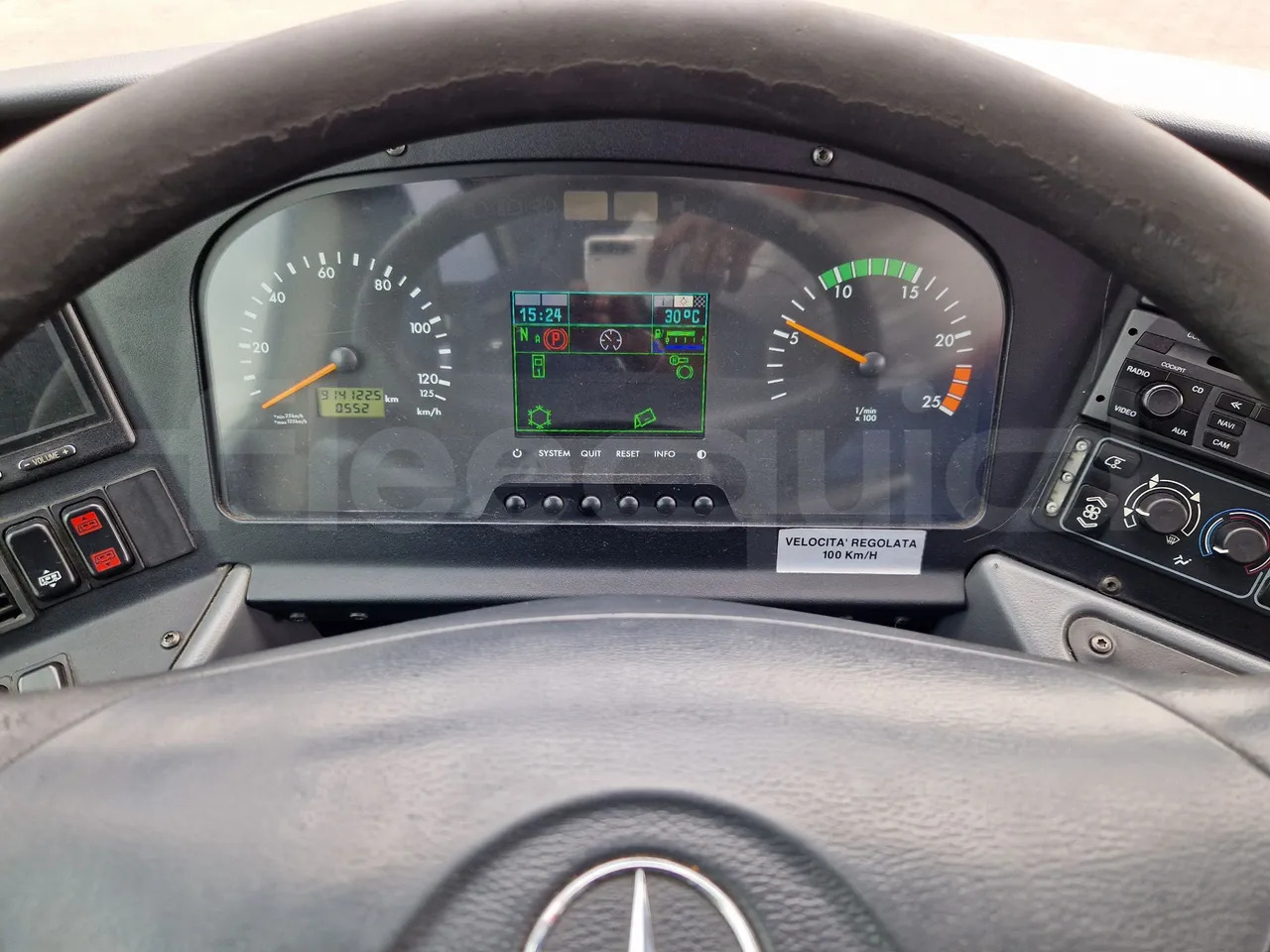 Mercedes-Benz Tourismo - Coach: picture 3 Mercedes-Benz Tourismo - Coach: picture 3