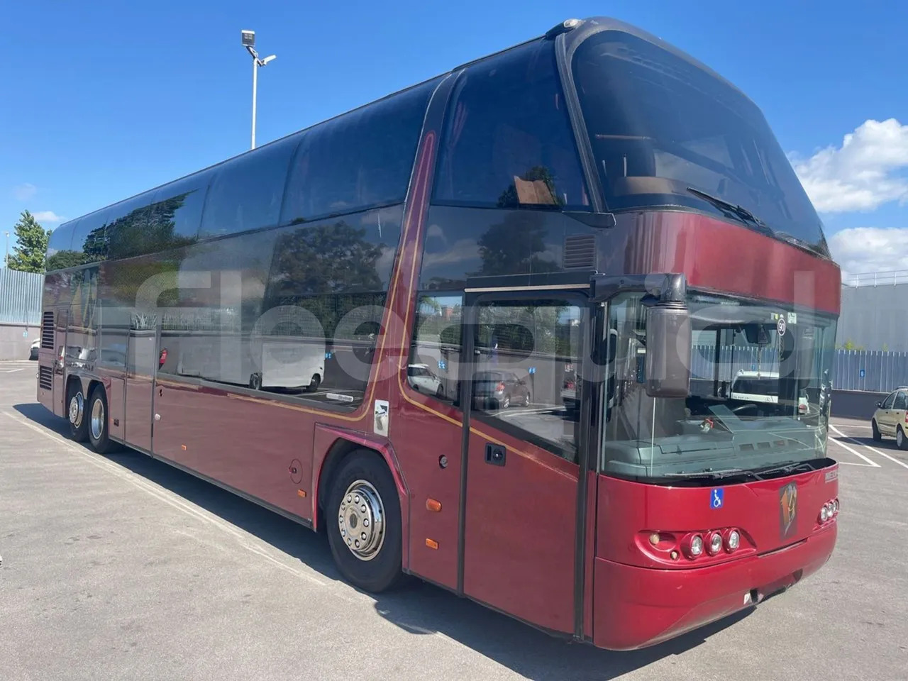 Neoplan 1122/3 - Coach: picture 1 Neoplan 1122/3 - Coach: picture 1
