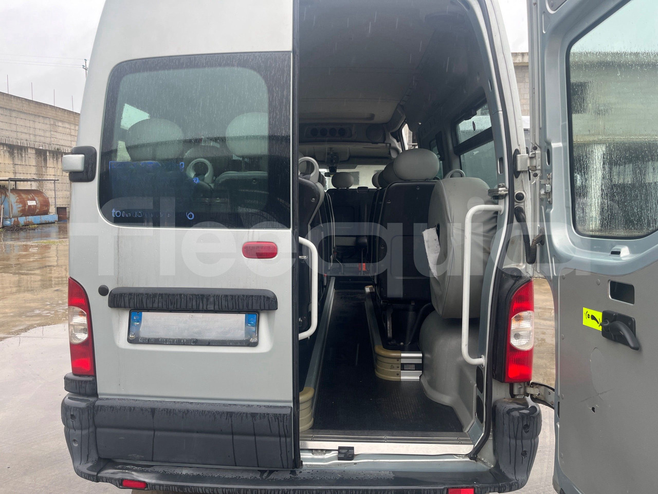 Nissan Interstar on lease Nissan Interstar: picture 7