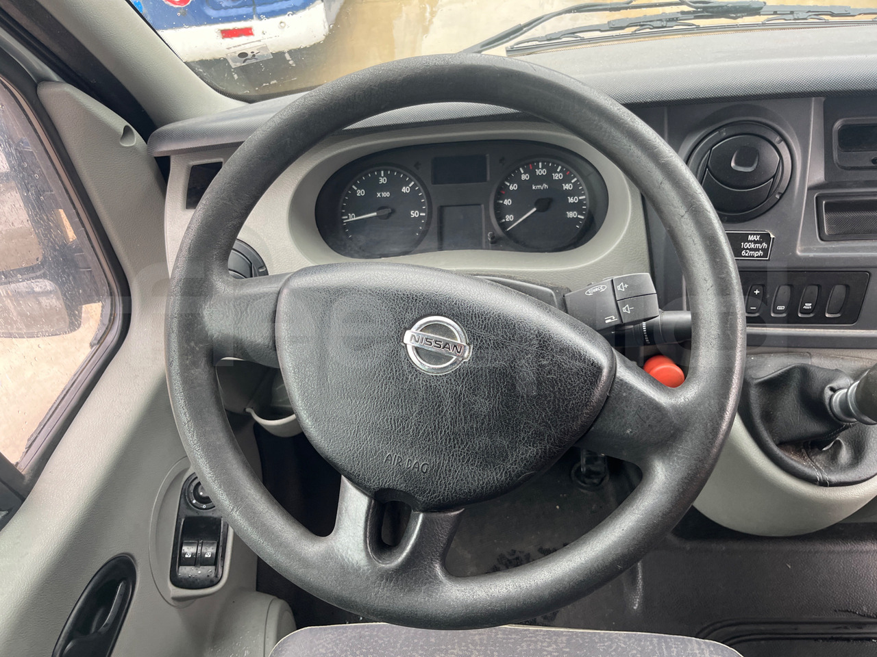 Nissan Interstar on lease Nissan Interstar: picture 15