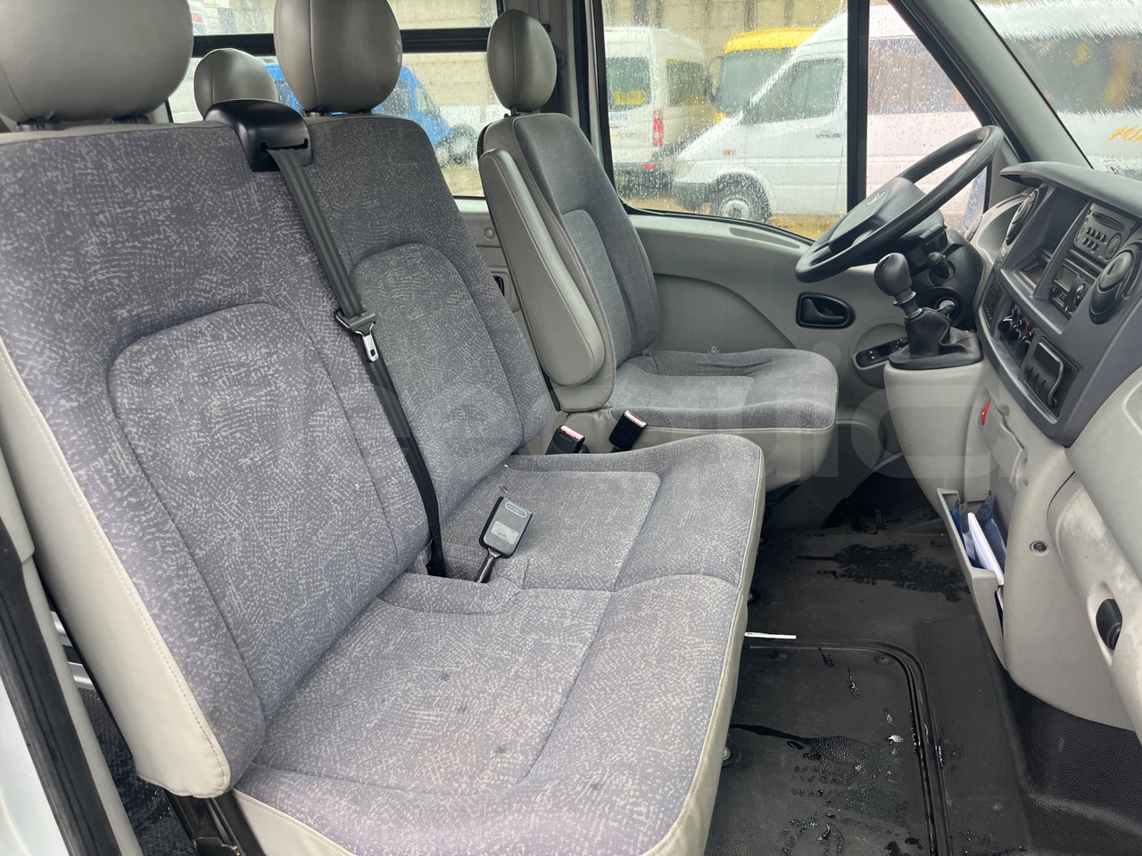 Nissan Interstar on lease Nissan Interstar: picture 16