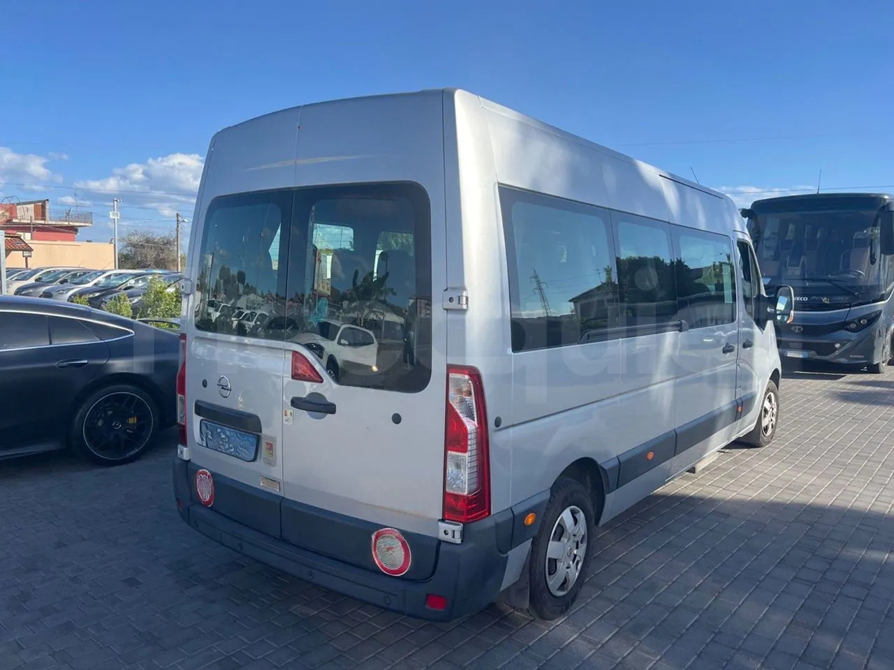 Suburban bus Opel Movano: picture 11 Suburban bus Opel Movano: picture 11