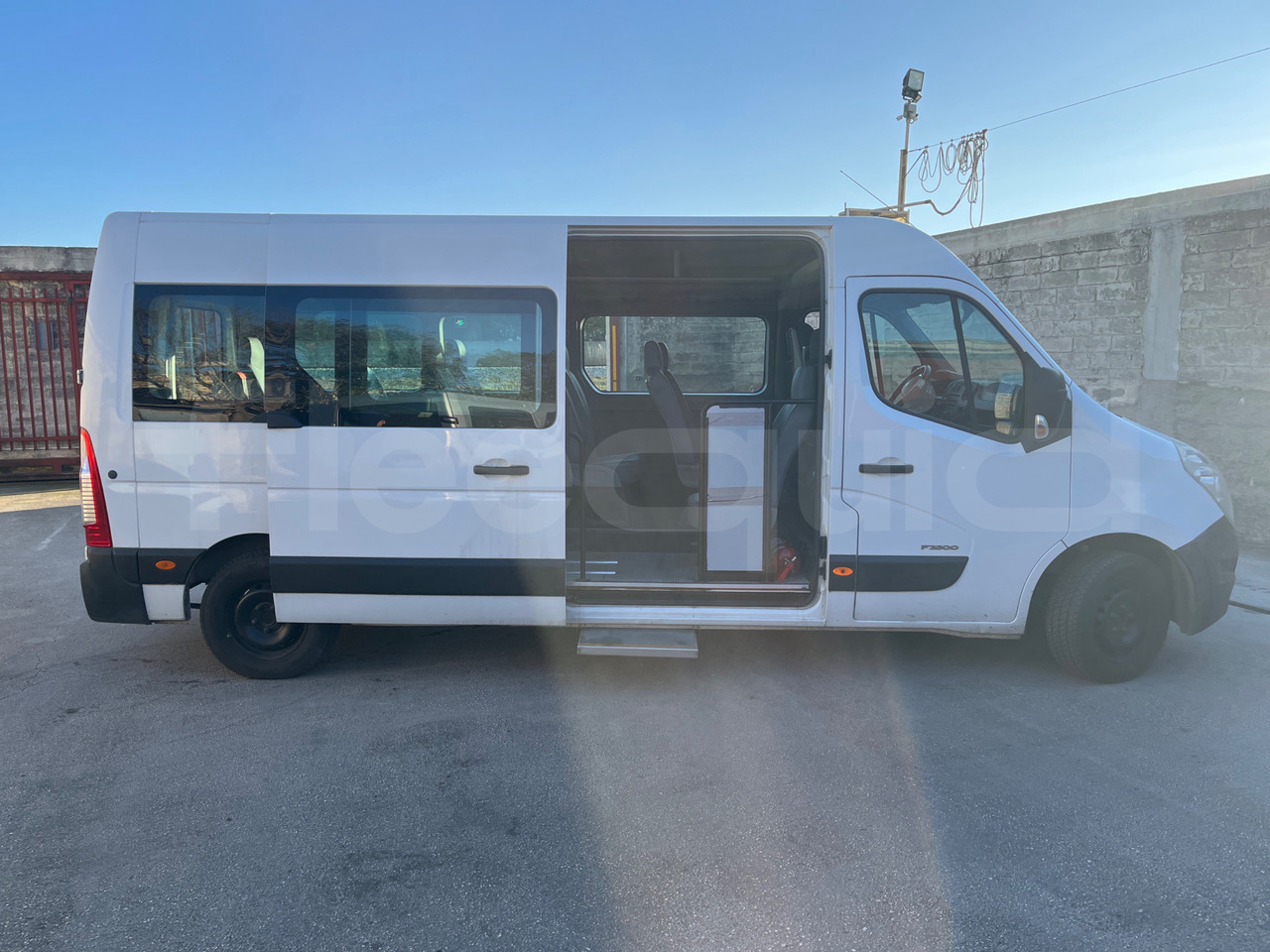 Minibus, Passenger van Renault Master: picture 12