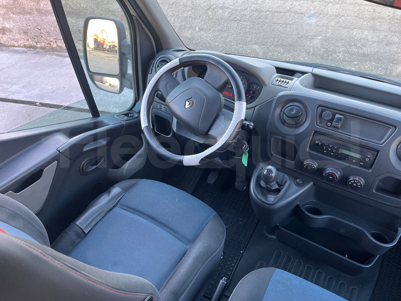 Minibus, Passenger van Renault Master: picture 19