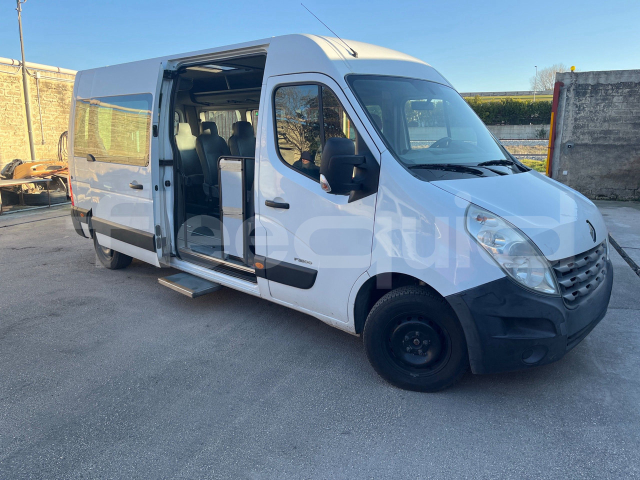 Minibus, Passenger van Renault Master: picture 10