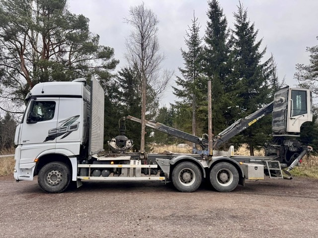 Mercedes Arocs 3358 L 6x4 Radstand 4500 Arocs 3358 L 6x4 - Timber truck: picture 2 Mercedes Arocs 3358 L 6x4 Radstand 4500 Arocs 3358 L 6x4 - Timber truck: picture 2