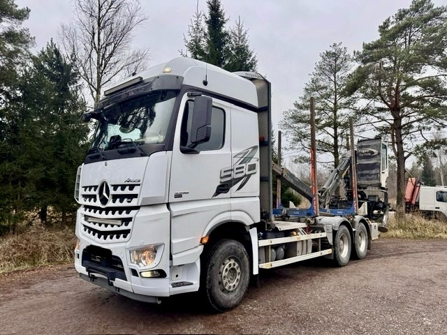 Mercedes Arocs 3358 L 6x4 Radstand 4500 Arocs 3358 L 6x4 - Timber truck: picture 1 Mercedes Arocs 3358 L 6x4 Radstand 4500 Arocs 3358 L 6x4 - Timber truck: picture 1