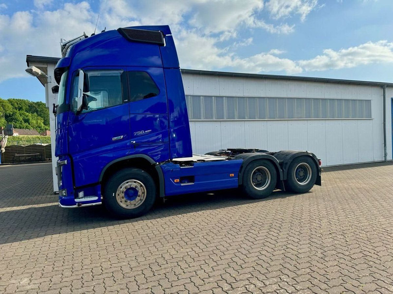 Volvo FH-16-750 SZM 6x4 Retarder TÜV 09.2026 on lease Volvo FH-16-750 SZM 6x4 Retarder TÜV 09.2026: picture 7 Volvo FH-16-750 SZM 6x4 Retarder TÜV 09.2026 on lease Volvo FH-16-750 SZM 6x4 Retarder TÜV 09.2026: picture 7